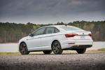 Volkswagen Jetta SEL Premium 2018 года (NA)